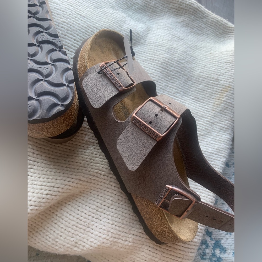 Birkenstock Adult Sz Milano shoes sz 38 in color Mocha Burkibuc / desert dust